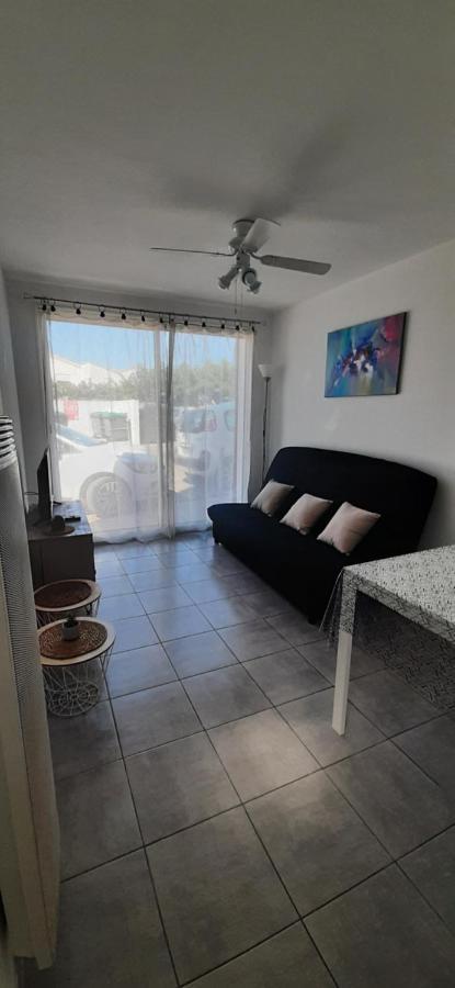 Jolie Maisonnette A Proximite De Toutes Commodites Saintes-Maries-de-la-Mer Exterior photo